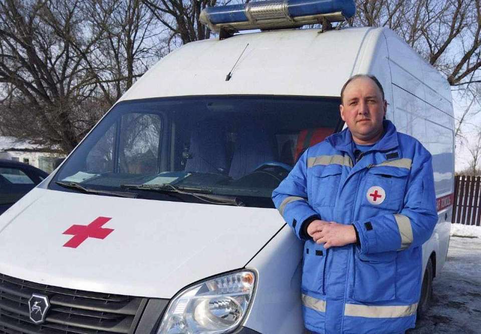 В Воронежской области фельдшер скорой помощи спас посиневшего во время кормления младенца