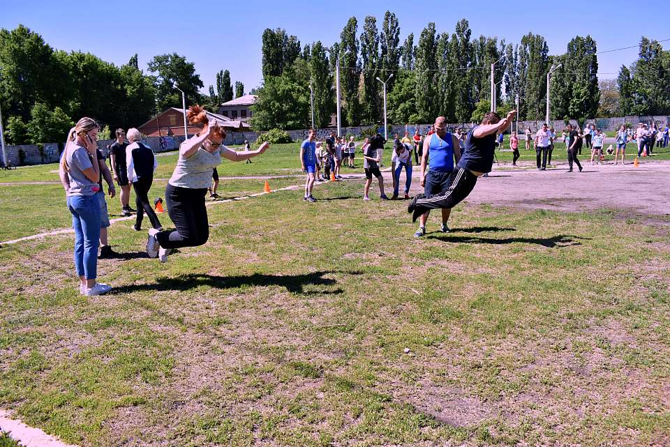 В Ленинском районе прошел семейный спортивный праздник