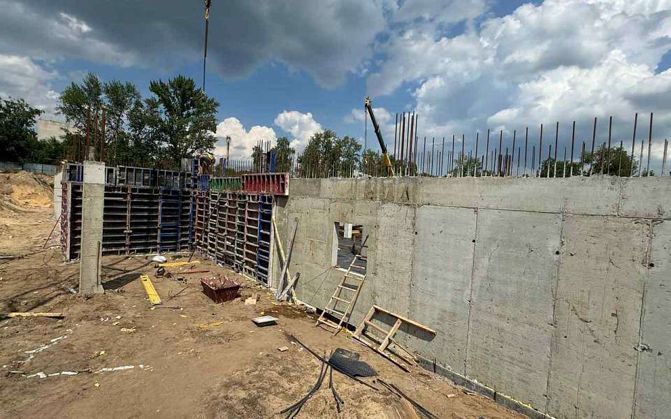 О начале строительства новой поликлиники в Воронеже рассказал губернатор Александр Гусев