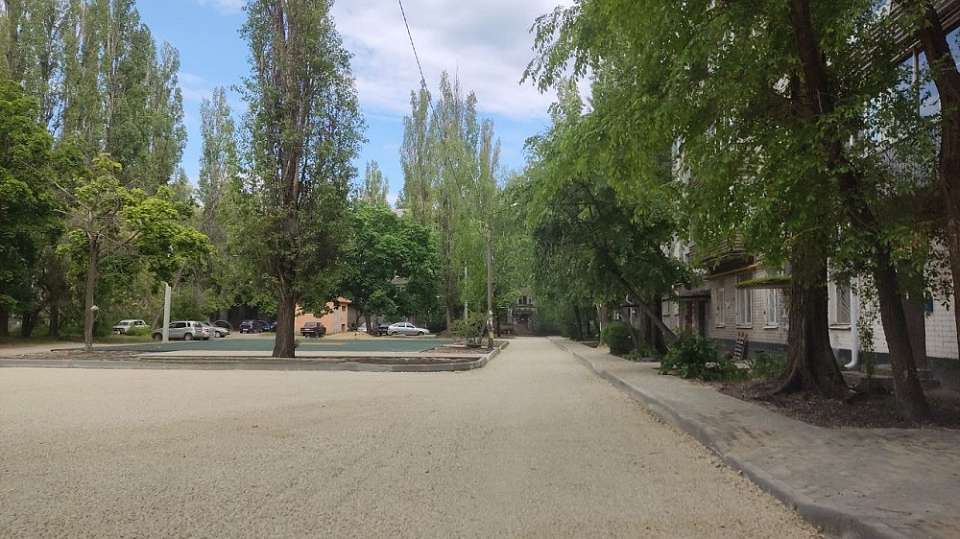 В Левобережном районе продолжается ремонт дворовых территорий