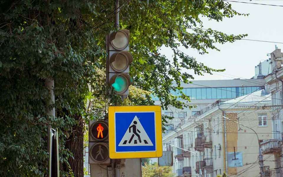 Светофоры выключат и реконструируют 9 августа на улице Димитрова в Воронеже