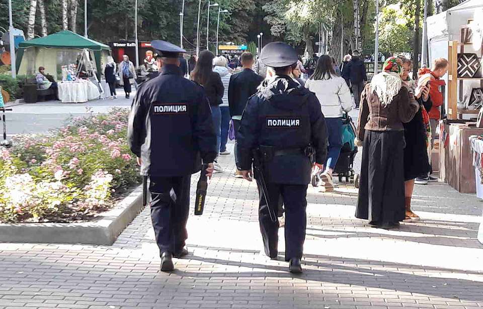 Дополнительную плату будут получать сотрудники полиции в Воронежской области