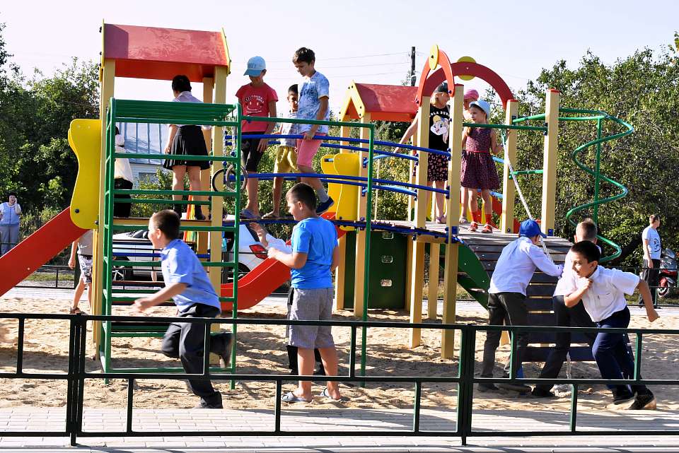 В Ленинском районе торжественно открыли очередной объект благоустройства