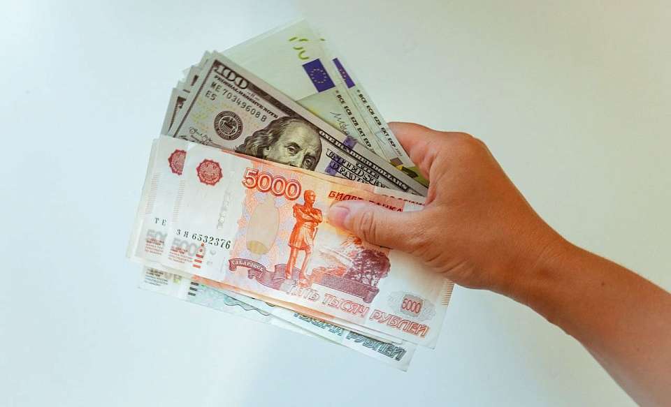 Доверчивого воронежского «инвестора» мошенники надули на 2,8 млн рублей