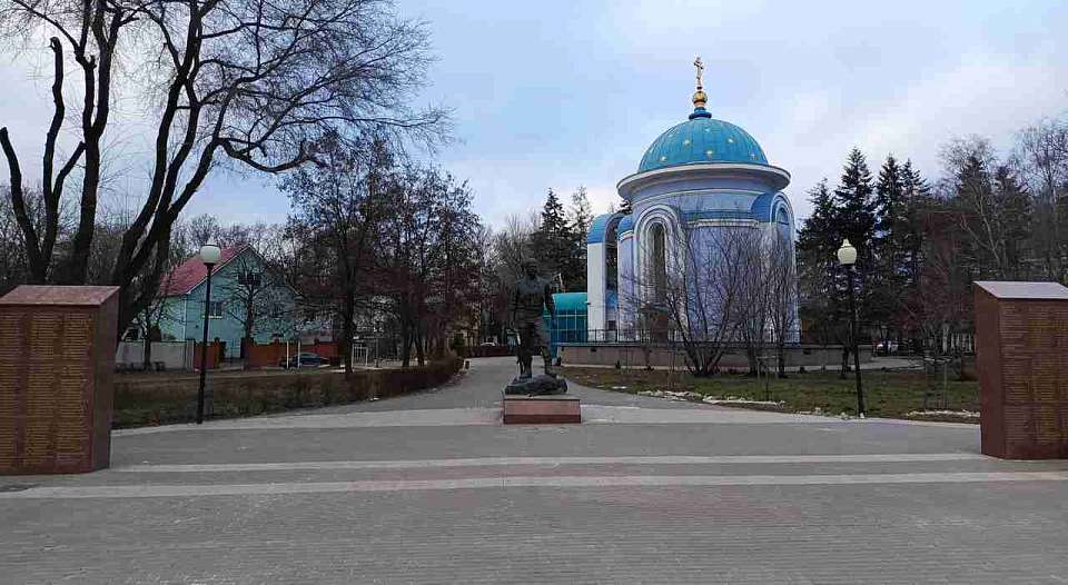 У Мемориального сквера в Коминтерновском районе Воронежа запретят парковку