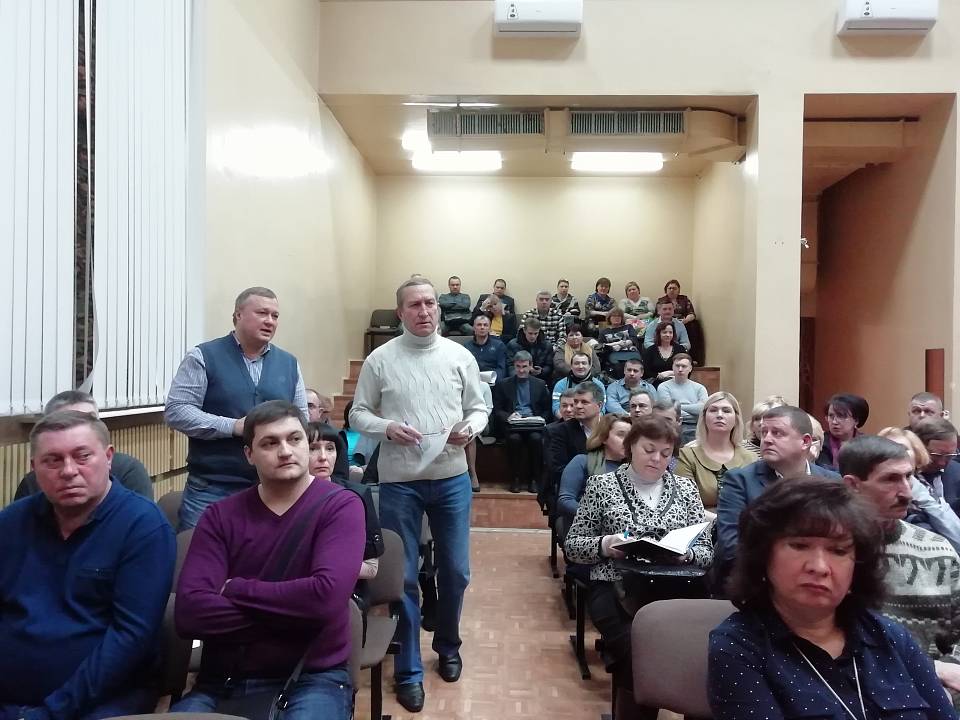       В Коминтерновском районе обсудили меры безопасности в период праздников