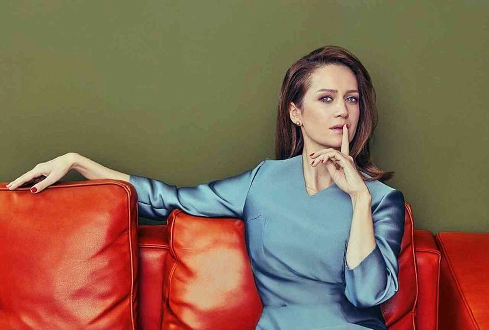 В Воронеже Вера Алентова и Виктория Исакова представят премьеру спектакля «Ложные признания»