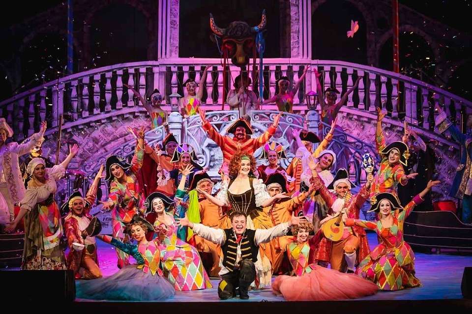 Что будет в Воронеже 28 февраля. Онисим Овчарник. День Арктики. Новое футбольное поле. «Труффальдино из Бергамо»