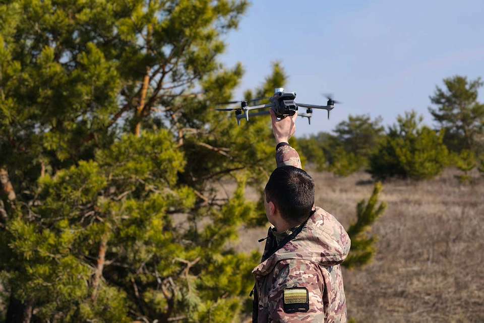 Стальные бойцы: как в Воронежской области готовят  операторов боевых роботов и БПЛА