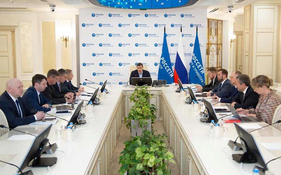 Борис Эбзеев: «Эталонный принцип формирования затрат сетевых компаний будет определять нашу работу в ближайшие годы»