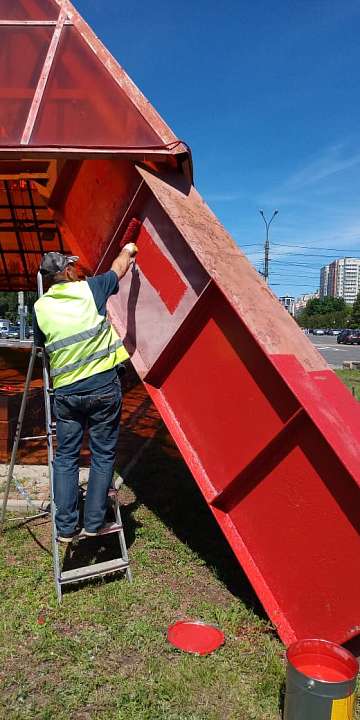 В Коминтерновском районе идет благоустройство одного из символов города – Пирамиды