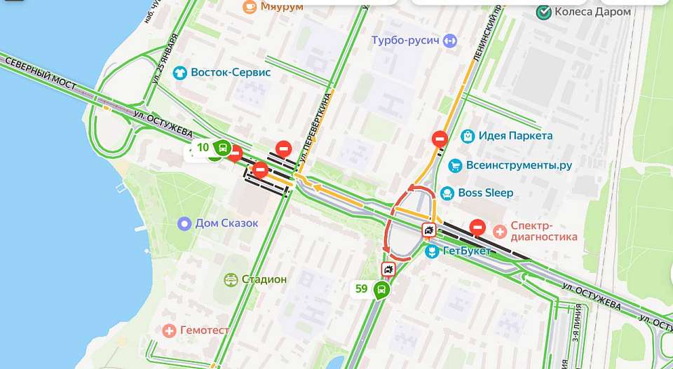 О сковавших Воронеж огромных пробках предупреждают автомобилистов