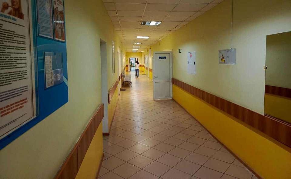 За жизнь пострадавшей от беспилотника в Воронеже медики всё ещё борются