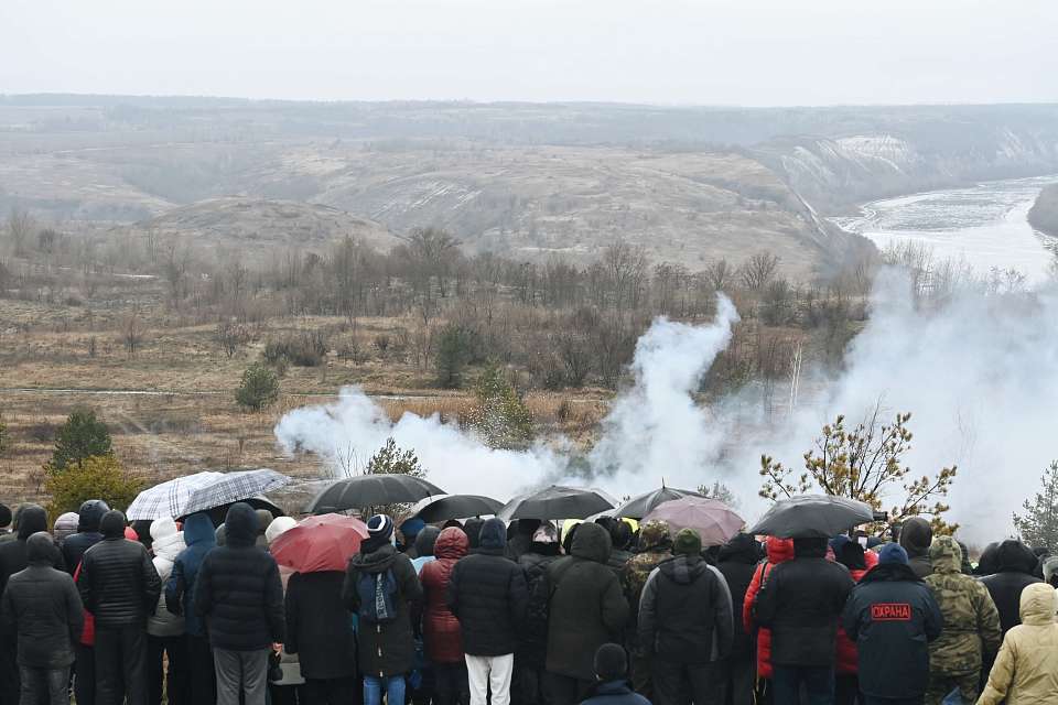 На Осетровском плацдарме в Воронежской области провели военно-историческую реконструкцию 