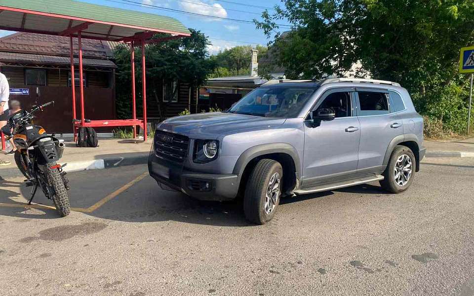 Два подростка на мотоцикле пострадали в ДТП с китайской иномаркой под Воронежем