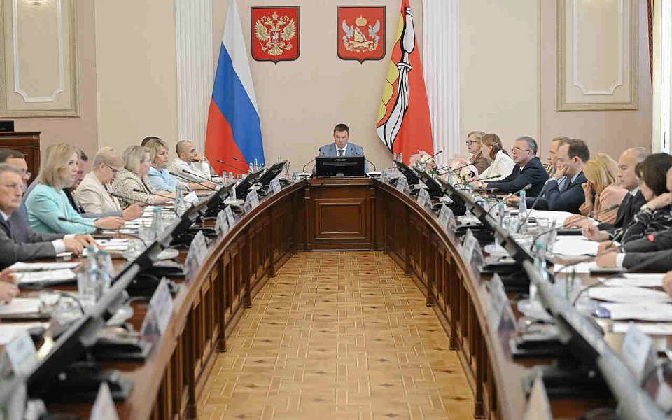 Ход диспансеризации участников СВО обсудили в правительстве Воронежской области