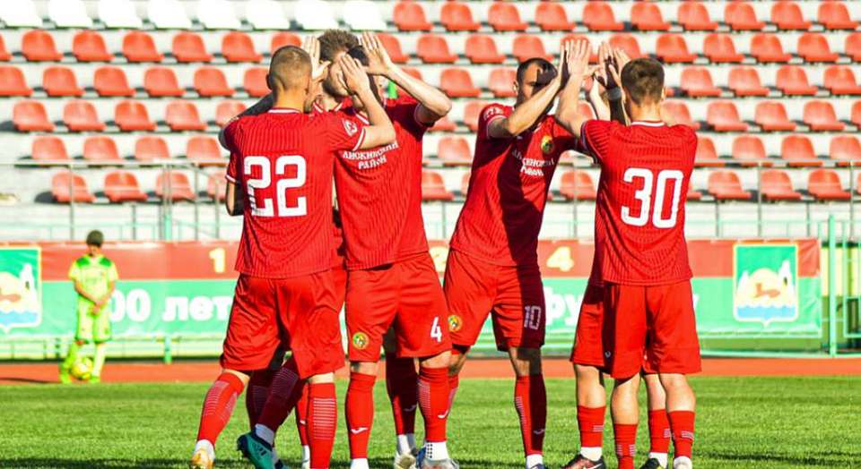 Крупную победу одержали футболисты лискинского «Локомотива»