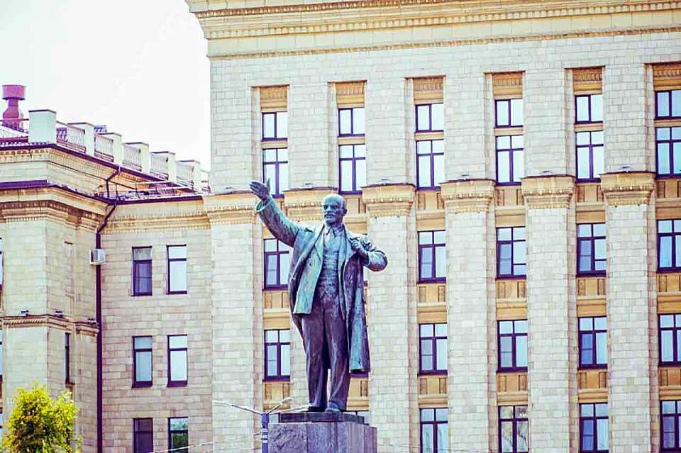 С Первомаем поздравили воронежцев 1 мая руководители области и города