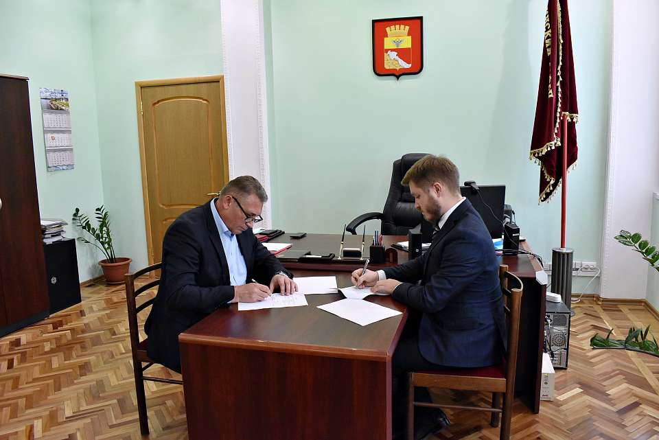 В Ленинском районе реализуют социально значимые проекты общественников