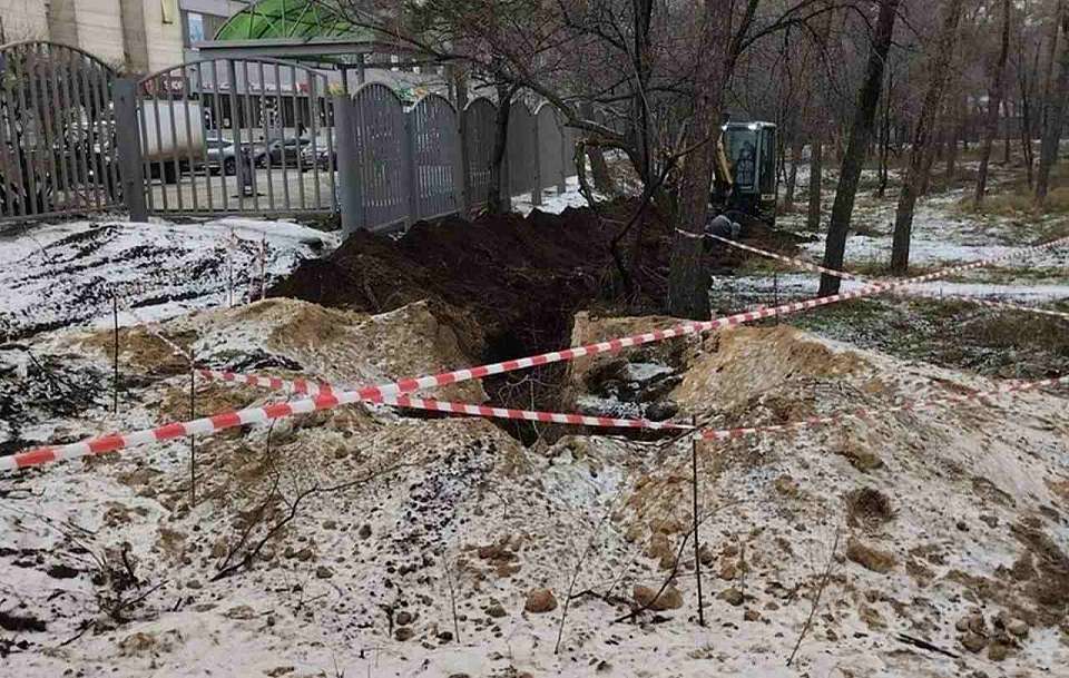 Несанкционированные земляные работы проводили неизвестные в парке «Танаис» в Воронеже