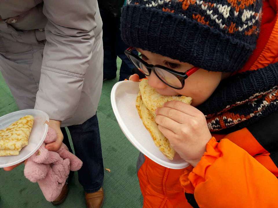 Об изменении цен на ингредиенты для блинов в преддверии Масленицы рассказали воронежцам