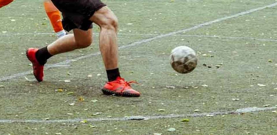 Вернуть футболиста к тренировкам после травмы колена смогли воронежские врачи