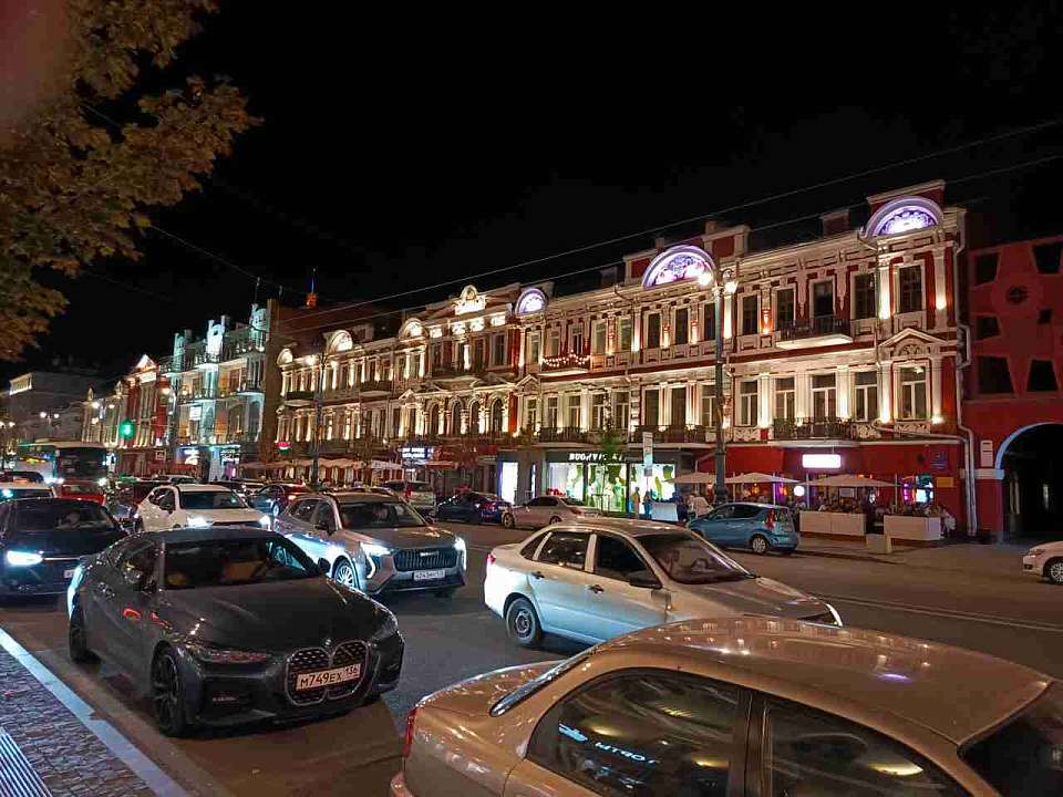 В Воронеже воют сирены: БПЛА грозит городу, а в регионе объявлена ракетная опасность